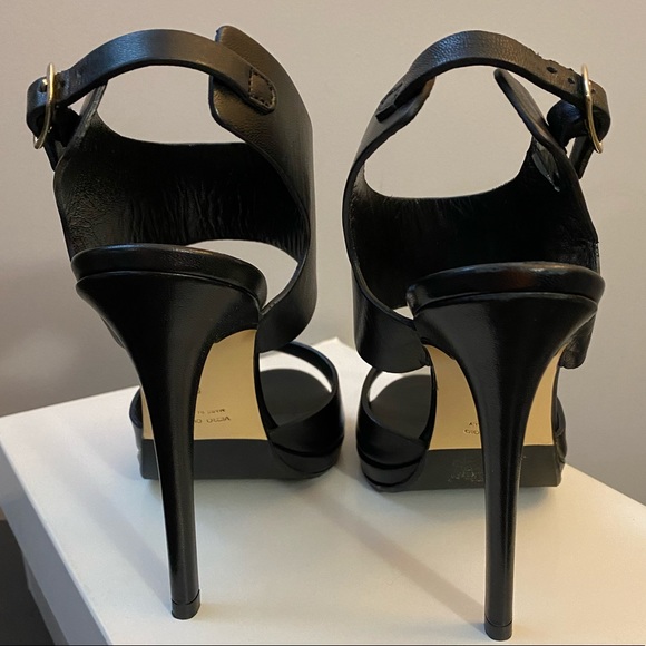 Black leather heels. Made in Italy. Size 8. - Picture 3 of 9